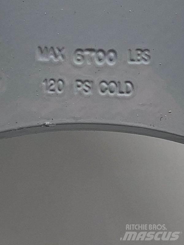 Ford F750 Dæk, hjul og fælge