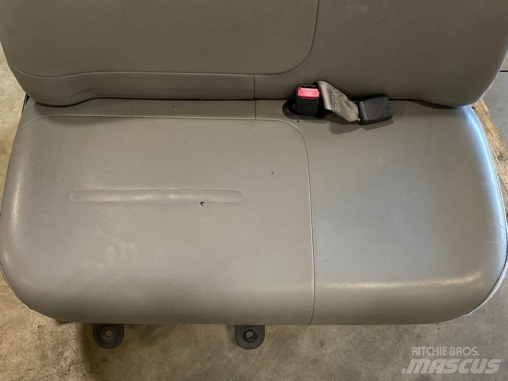 Ford F750 Transport – Andet