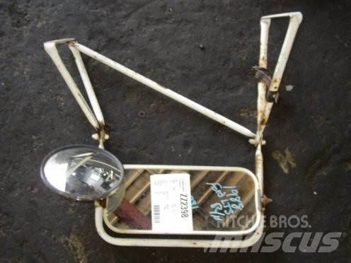 Ford LTS Transport – Andet