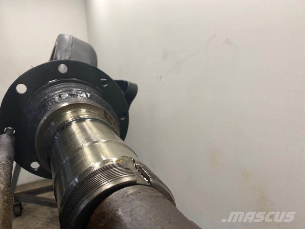 Mack CRD92 Aksler