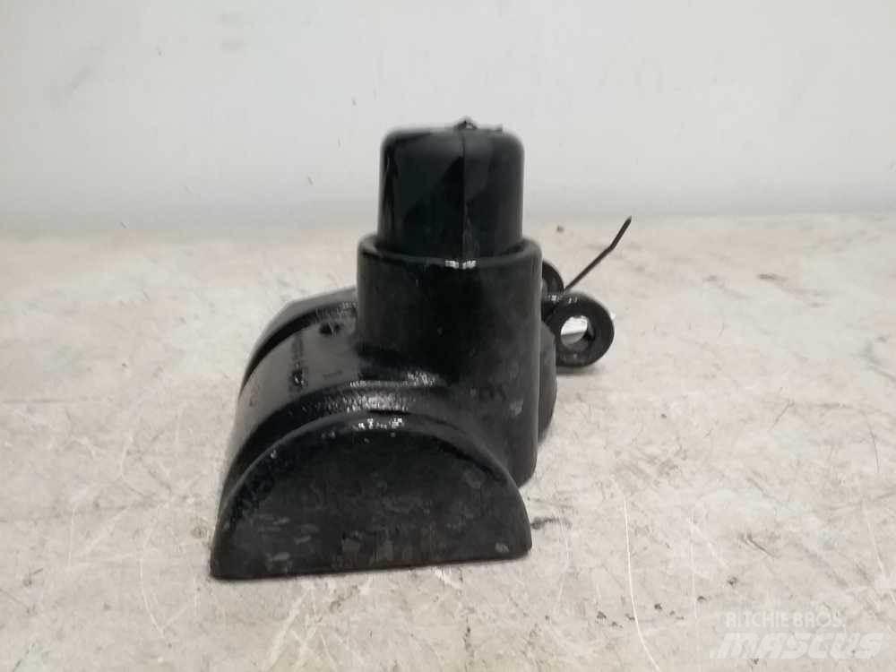 Mack CXU Chassis og suspension