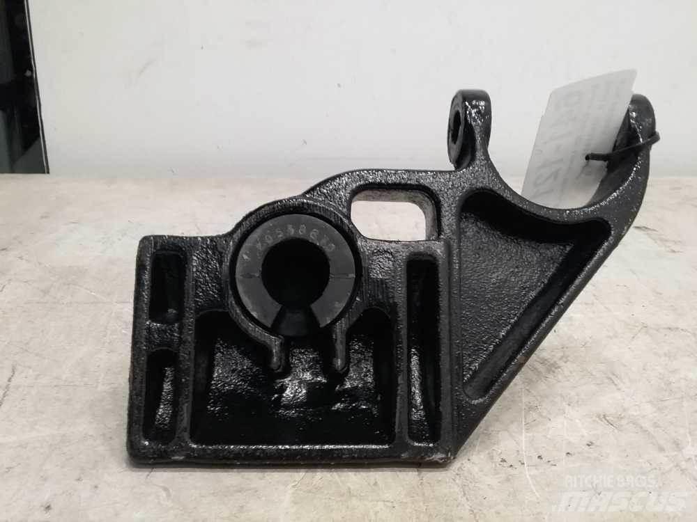 Mack CXU Chassis og suspension