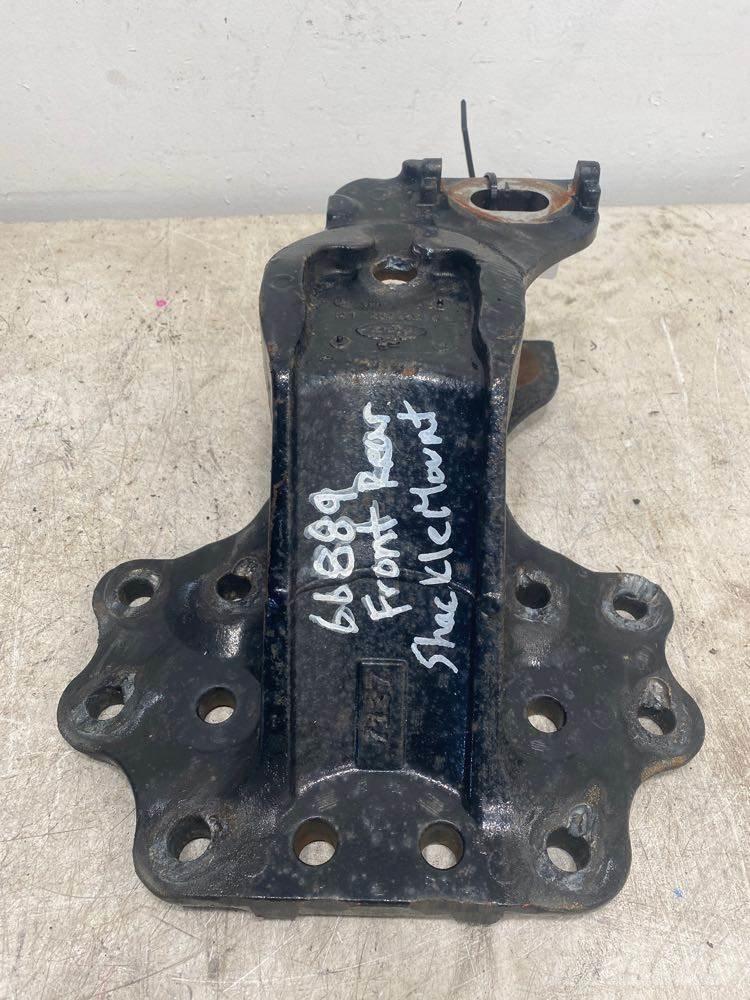 Mack CXU Chassis og suspension