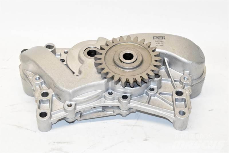 Mack MP7 Transport – Andet