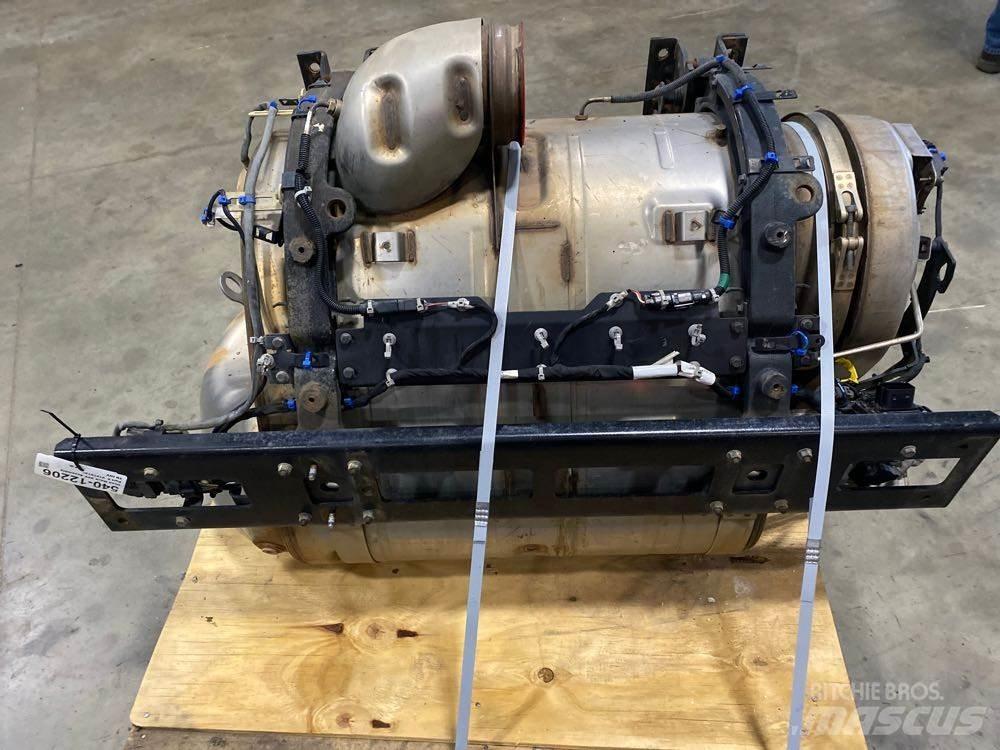 Mack MP8 Transport – Andet