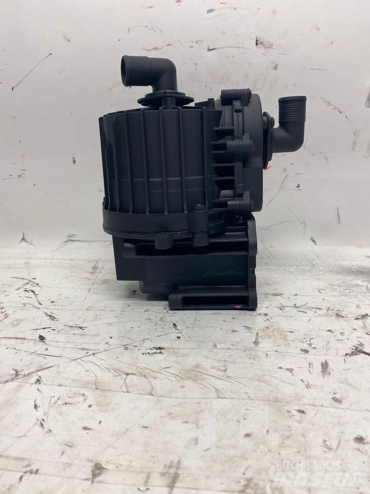 Mack MP8 Transport – Andet