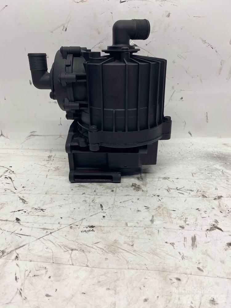 Mack MP8 Transport – Andet