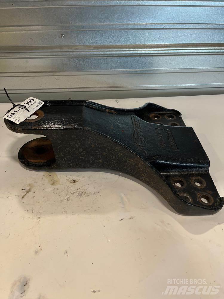  Neway Chassis og suspension