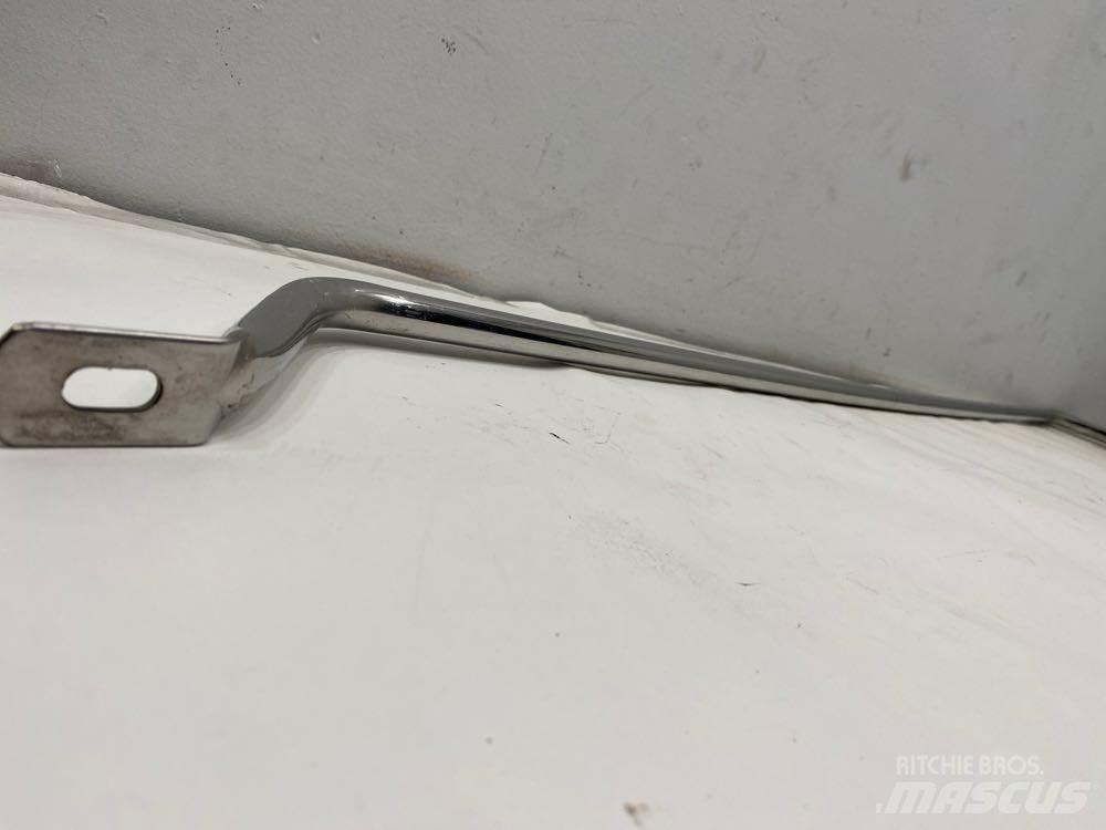 Universal  Transport – Andet