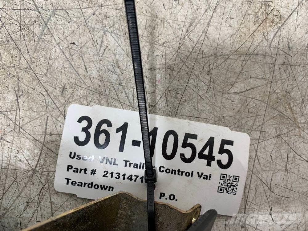 Volvo VNL Transport – Andet