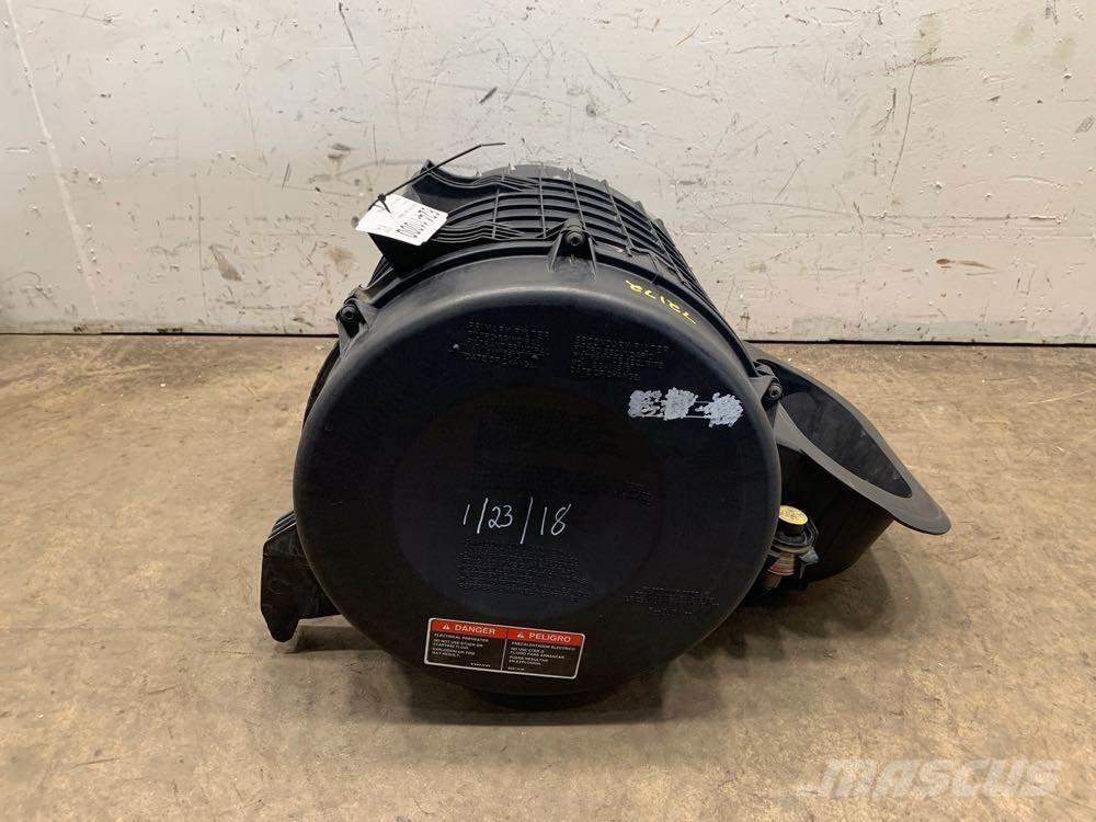 Volvo VNL Transport – Andet