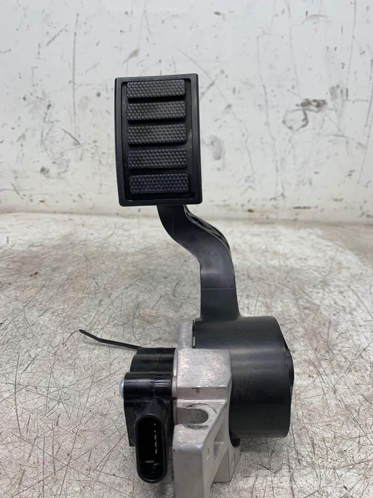 Volvo VNL Transport – Andet