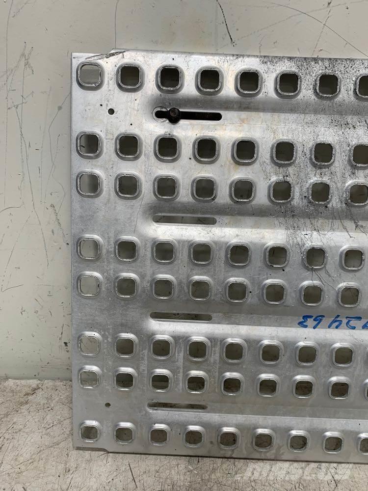 Volvo VNL Transport – Andet