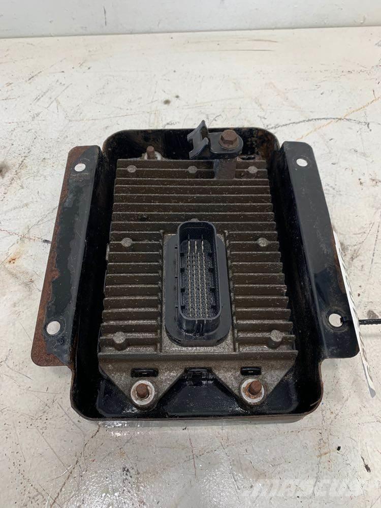 Volvo VNL Transport – Andet