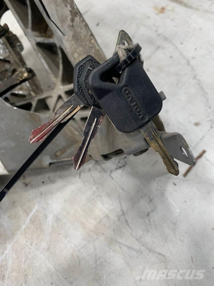 Volvo VNL Transport – Andet