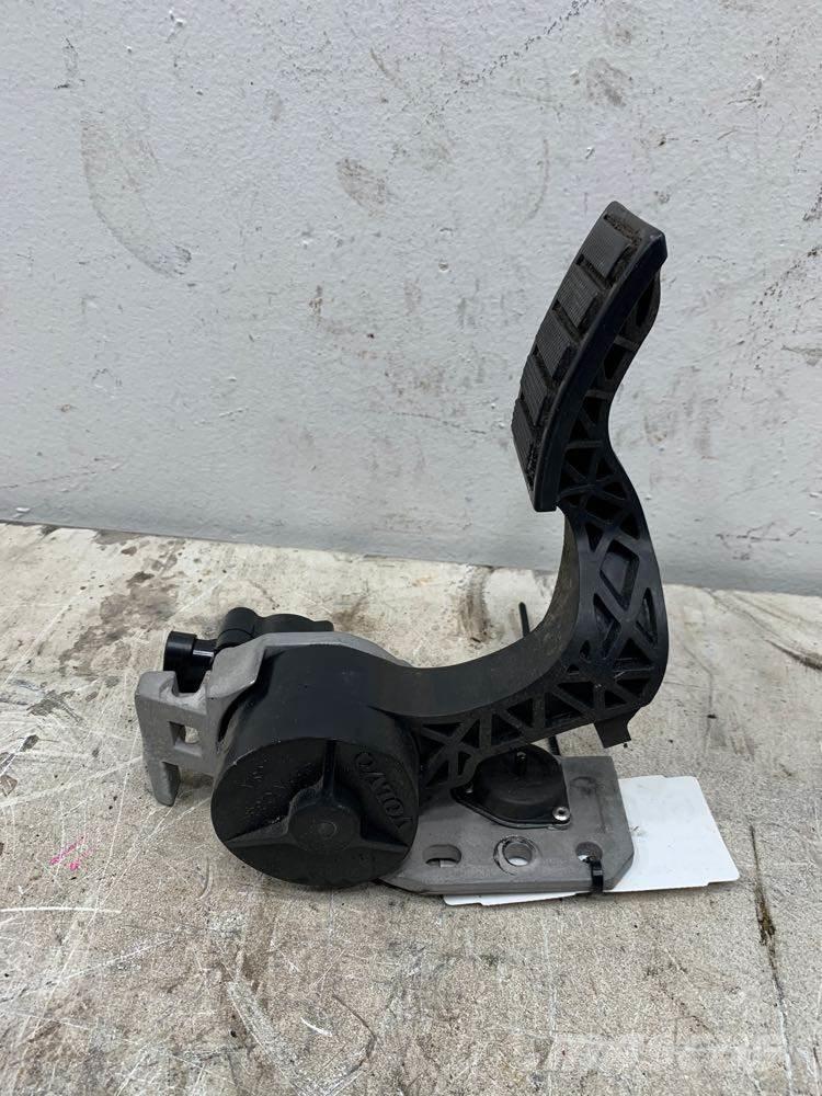 Volvo VNL Transport – Andet