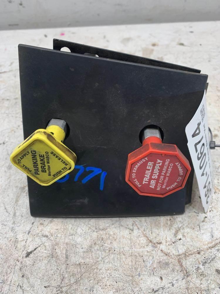 Volvo VNL Transport – Andet