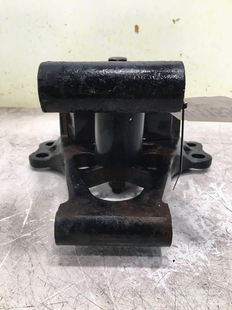 Volvo WCA Chassis og suspension
