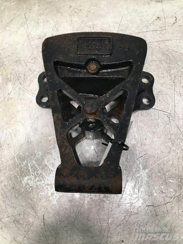 Volvo WCA Chassis og suspension