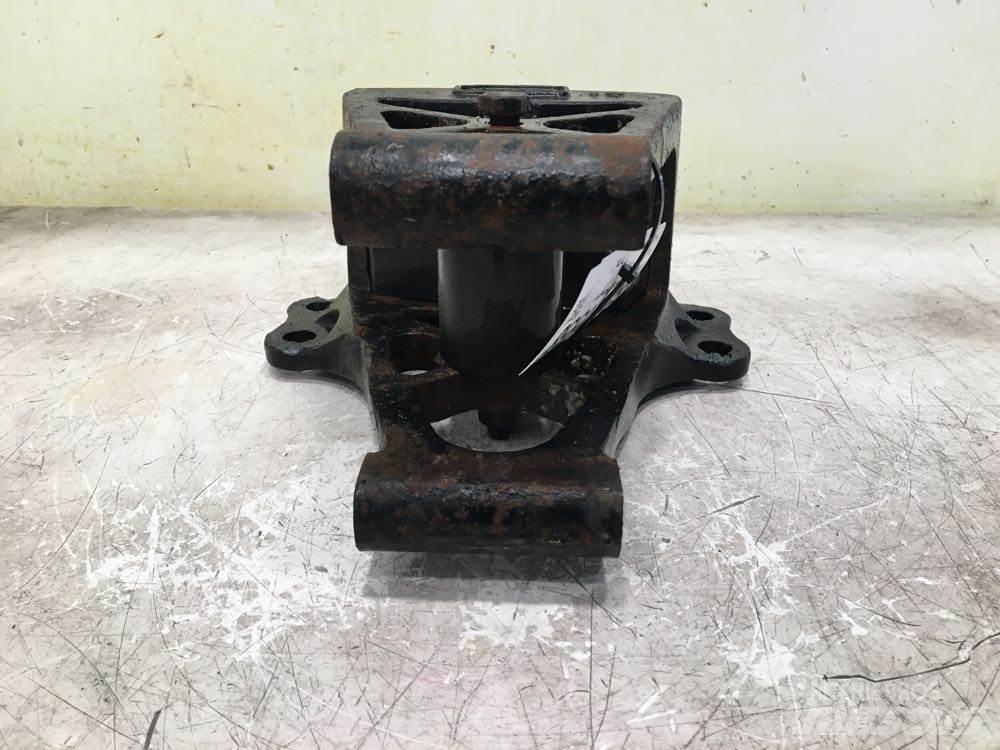 Volvo WCA Chassis og suspension