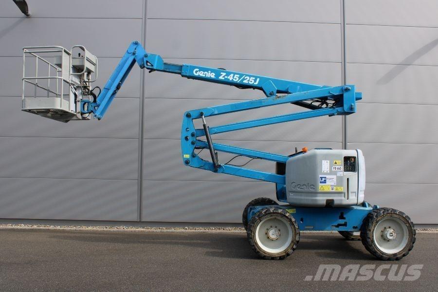 Genie Z 45 / 25 Bomlifte med knækarm