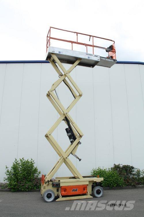 JLG 2030 ES Saxlifte