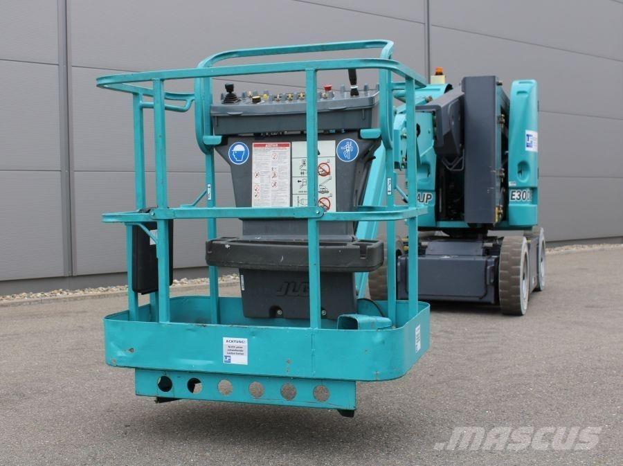 JLG E 300 AJP Bomlifte med knækarm