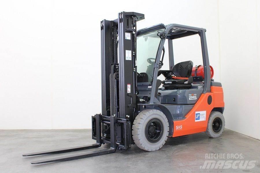 Toyota 02-8FGF25 LPG gaffeltrucks