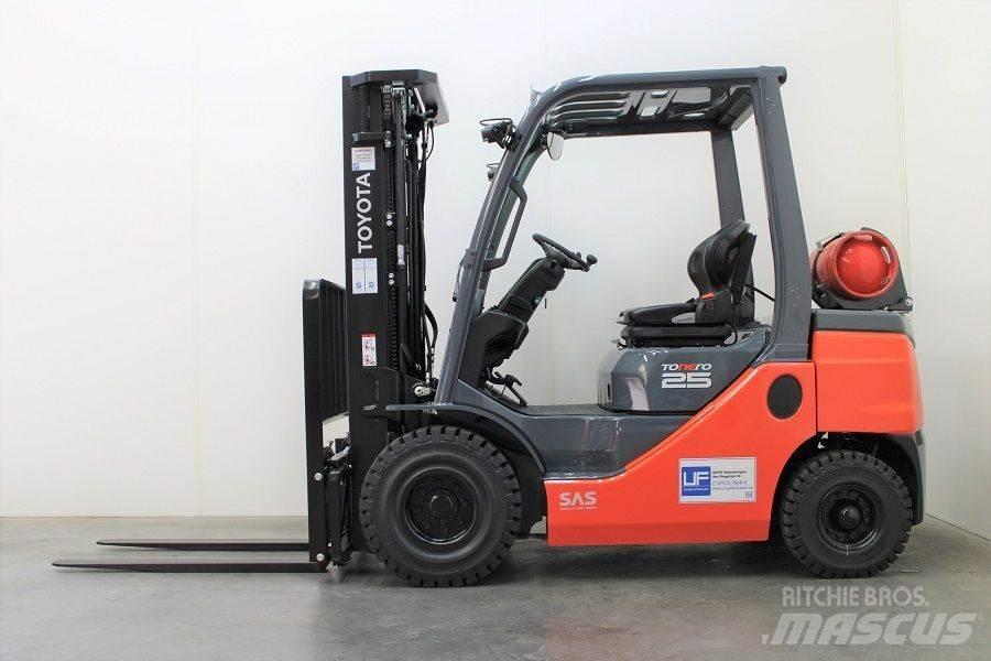Toyota 02-8FGF25 LPG gaffeltrucks