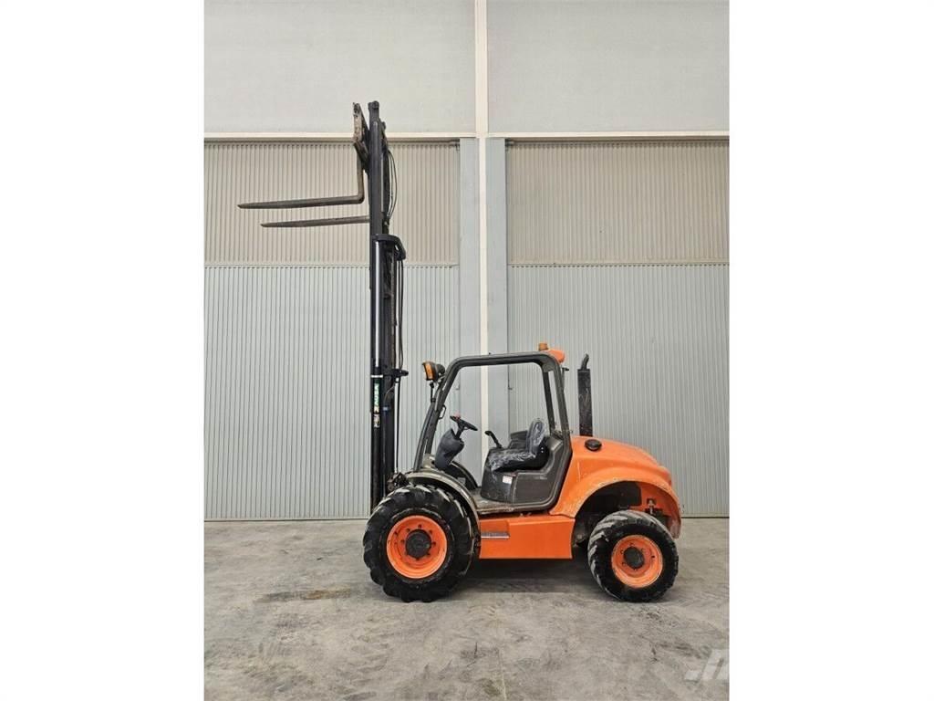 Ausa C250H Terrængående gaffeltruck