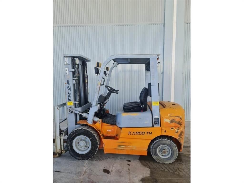 Kargo TH-25 Diesel gaffeltrucks