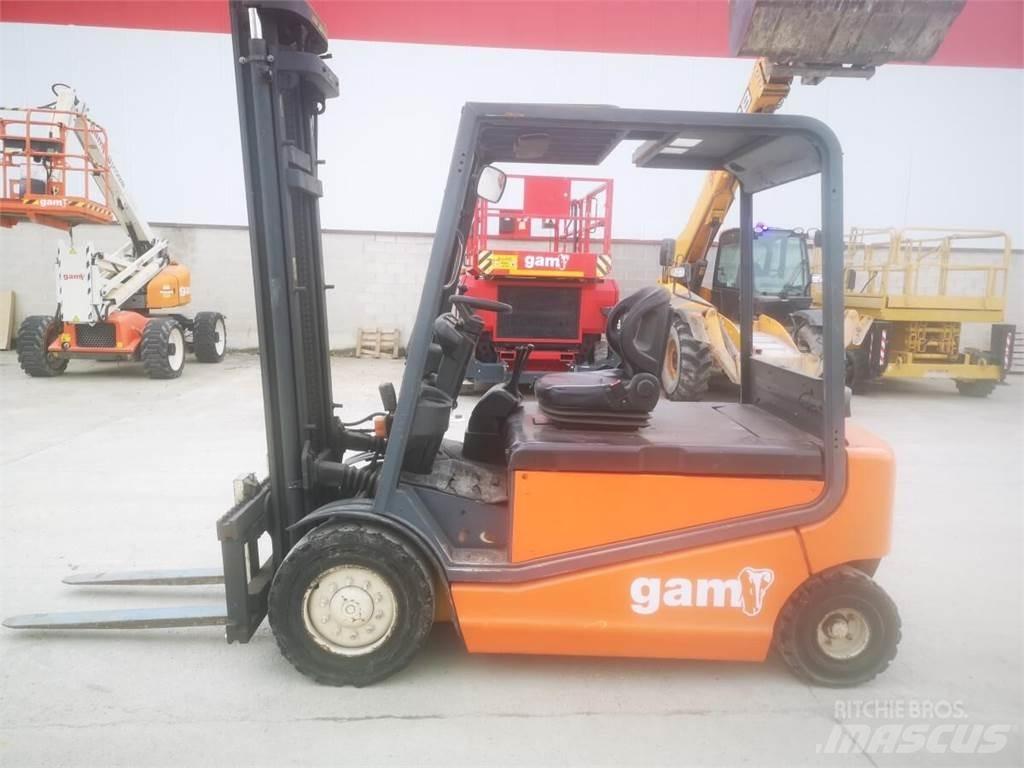 OM XE40 El gaffeltrucks