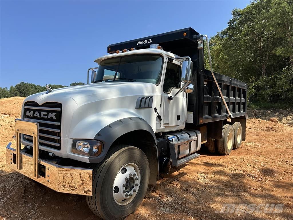 Mack GR64F Andre lastbiler