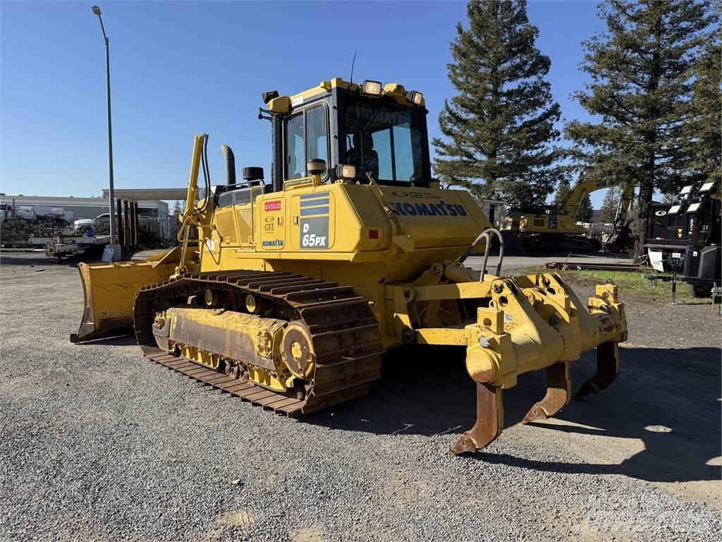 Komatsu D65PX-18 Bulldozer på larvebånd