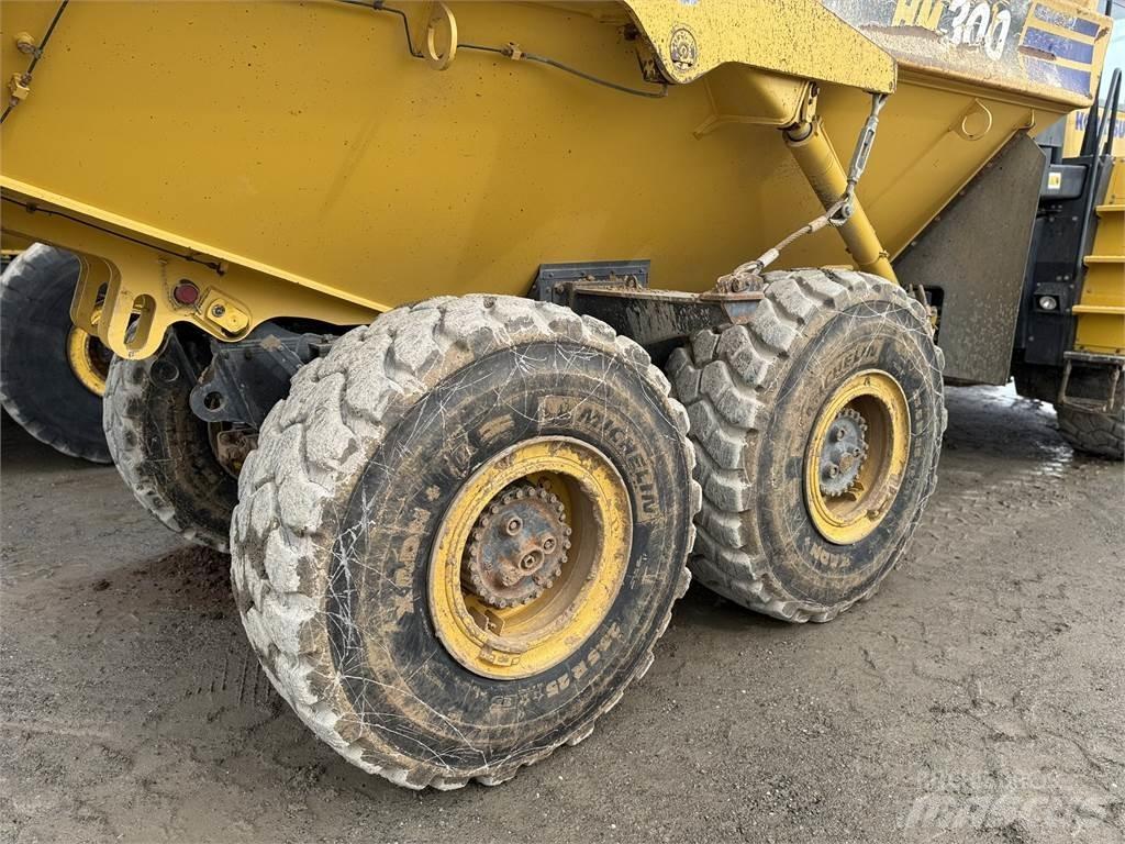 Komatsu HM300-5 Terrængående lastbiler
