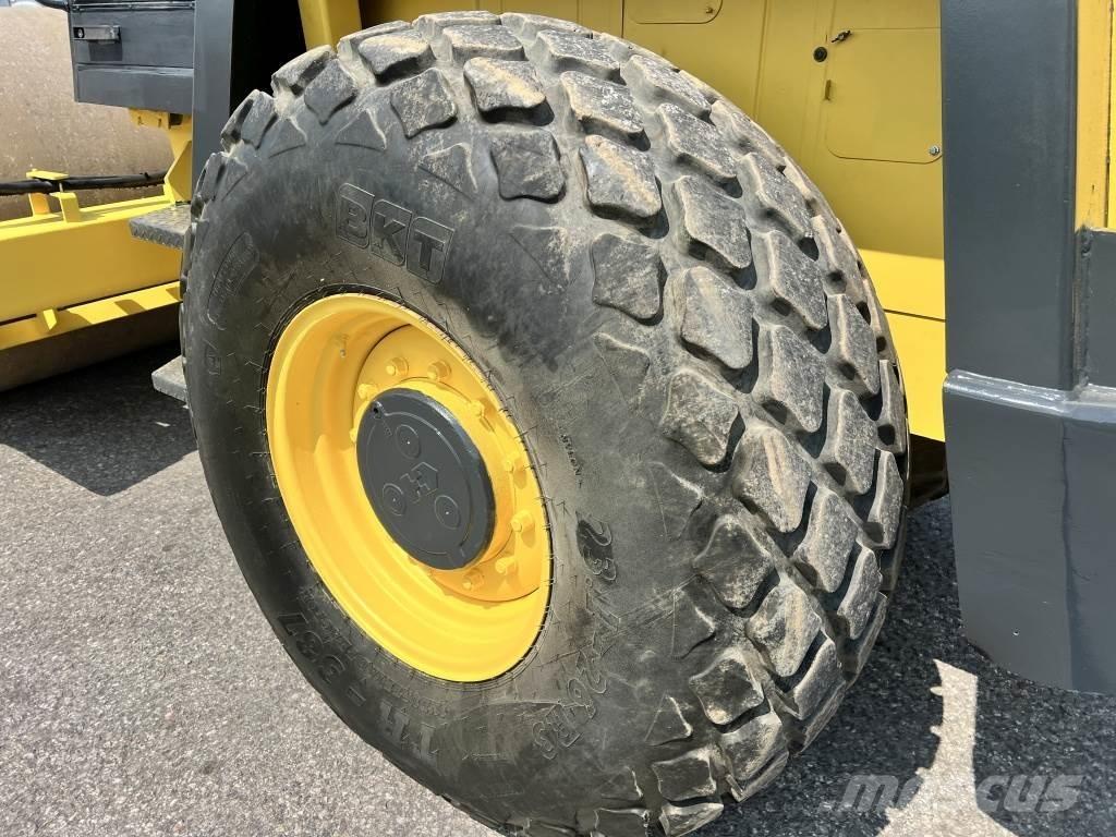 Bomag BW 213 D-2 Enkelt tromle