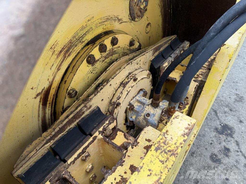 Bomag BW 217 PD-2 Enkelt tromle