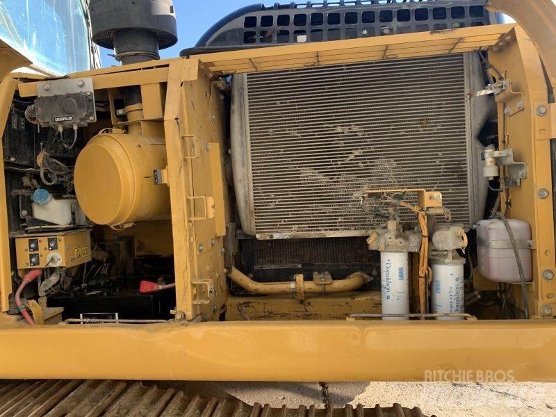 CAT 324 DL Gravemaskiner på larvebånd