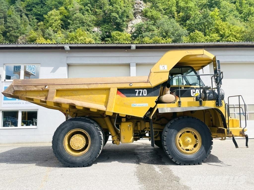 CAT 770 Terrængående lastbiler