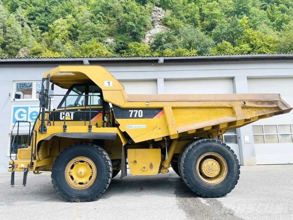CAT 770 Terrængående lastbiler