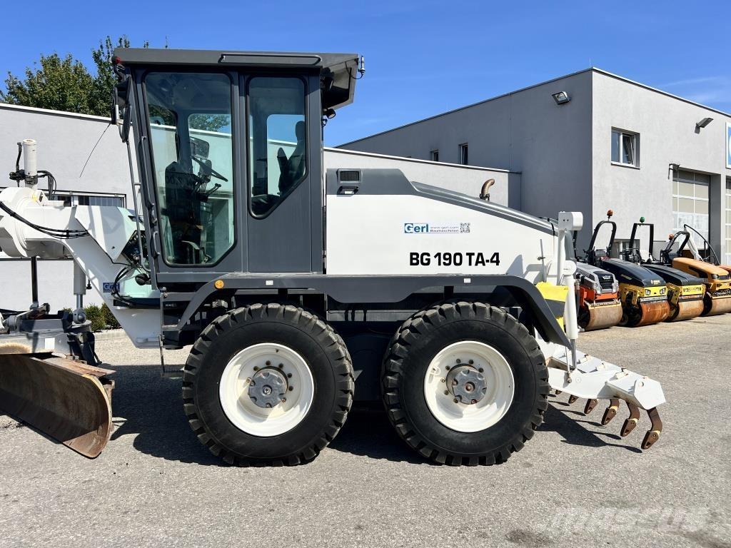HBM Bomag BG 190TA-4 Vejhøvle / Gradere