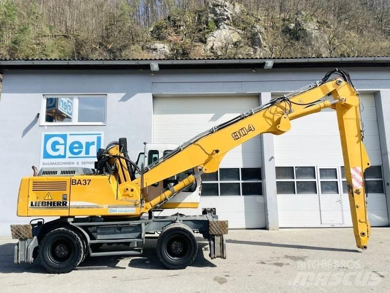 Liebherr A904 Materialehåndteringsmaskiner