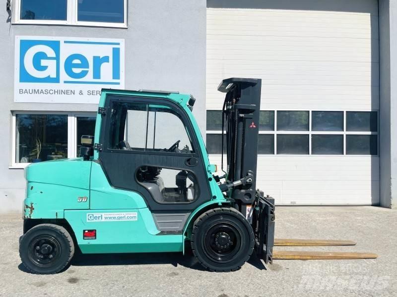 Mitsubishi SD50NT Diesel gaffeltrucks