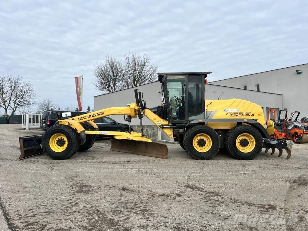 New Holland F 156.6 A Vejhøvle / Gradere