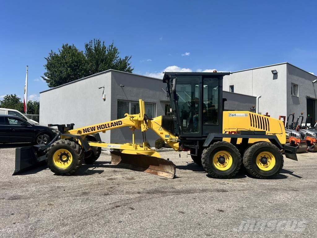 O&K New Holland F 106 A Vejhøvle / Gradere