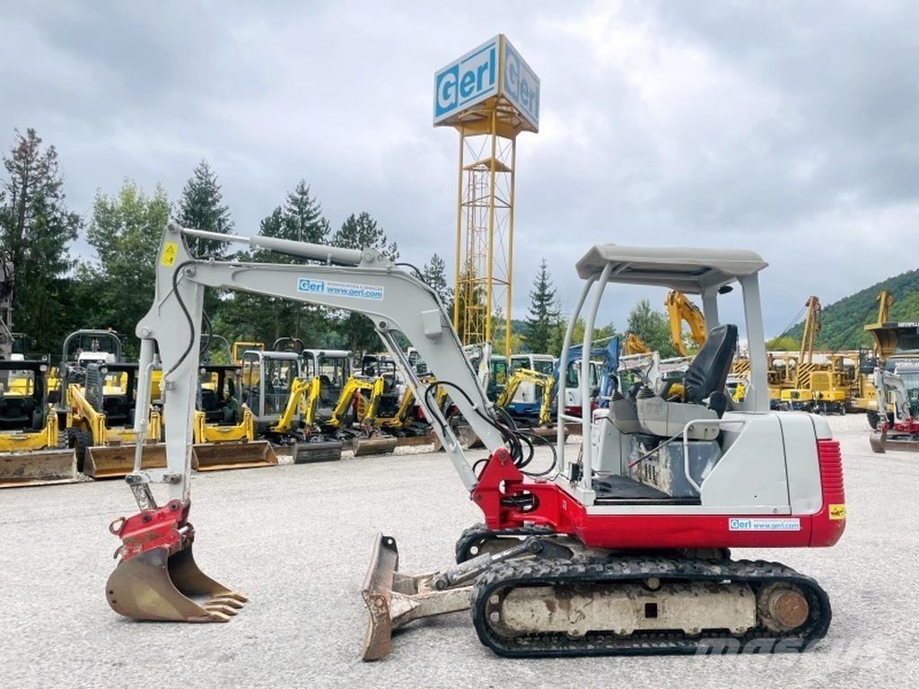 Takeuchi TB135 Minigravemaskiner