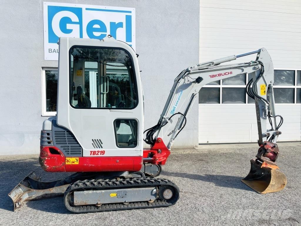 Takeuchi TB219 Minigravemaskiner