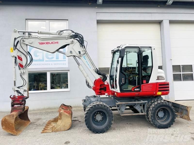 Takeuchi TB295W Gravemaskiner på hjul