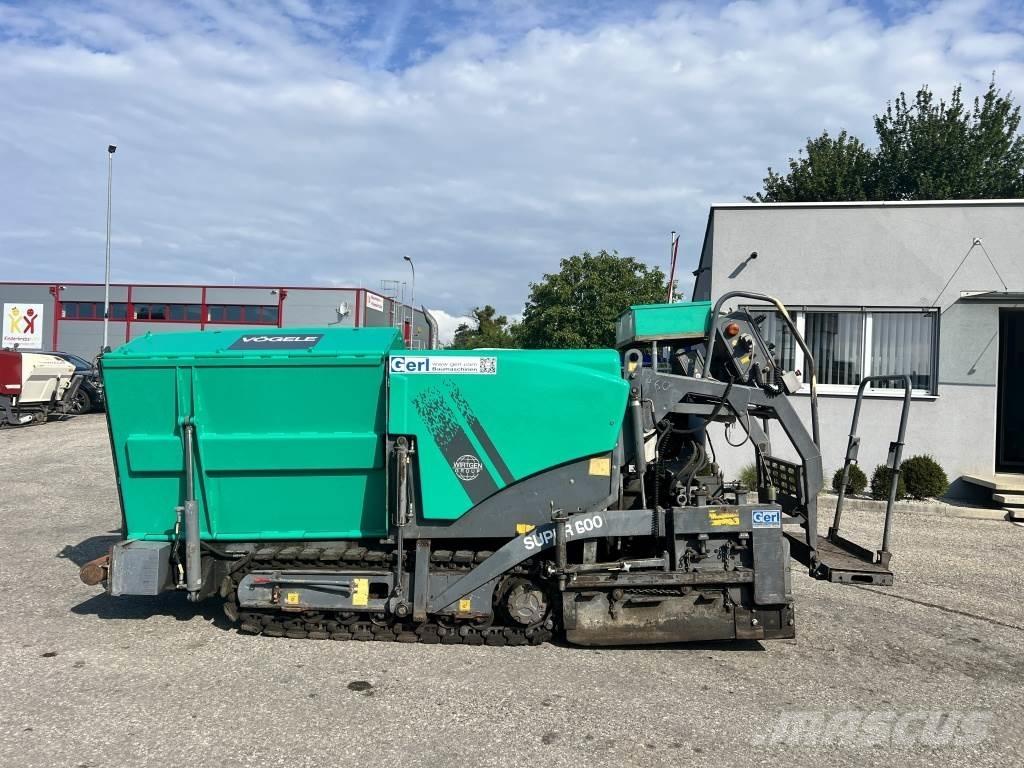 Vögele Super 600 Asfaltudlæggere