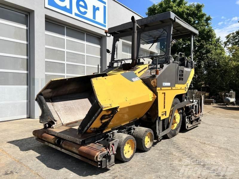  Volvo-ABG 6870 Asfaltudlæggere